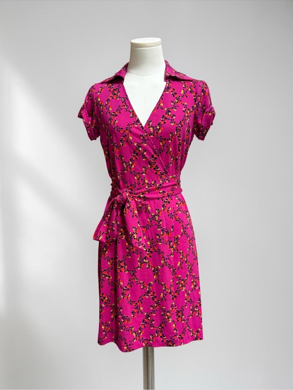 NWT Diane von Furstenberg Jilda Two Pink Floral Wrap Dress! Size 2! NEW!